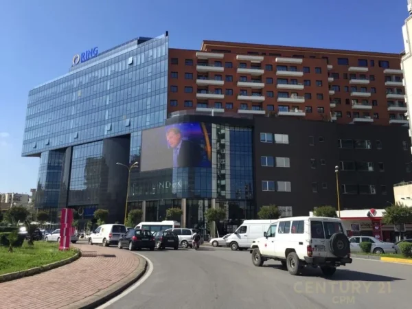Tirane, shes apartament 3+1+Aneks+Ballkon Kati 7, 128 m² (Ring Center)