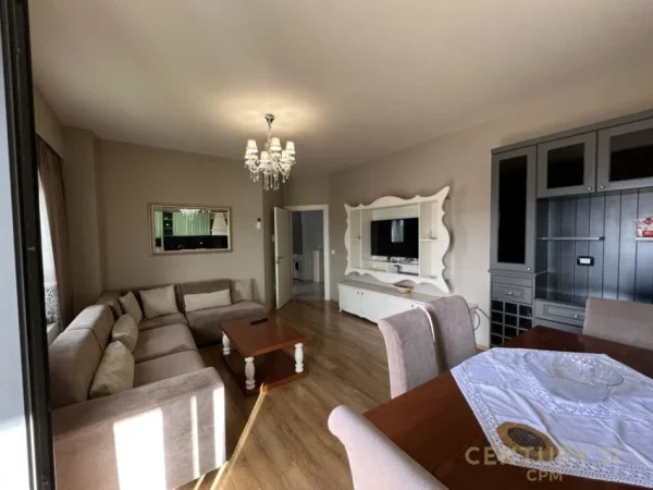 Tirane, shes apartament 3+1+Aneks+Ballkon Kati 7, 128 m² (Ring Center)