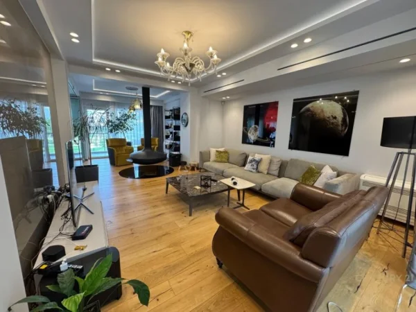 Tirane, shes Vile 3 Katshe Kati 0, 348 m² (Sunrise Residence,TEG)