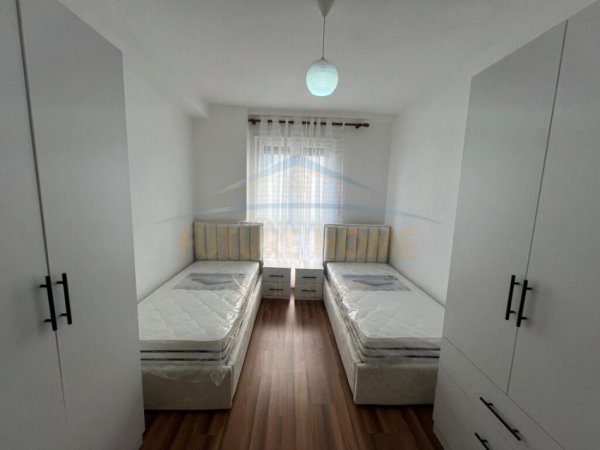 Tirane, jepet me qera 2+1 , 100 m² 500 € (Unaza e Re)