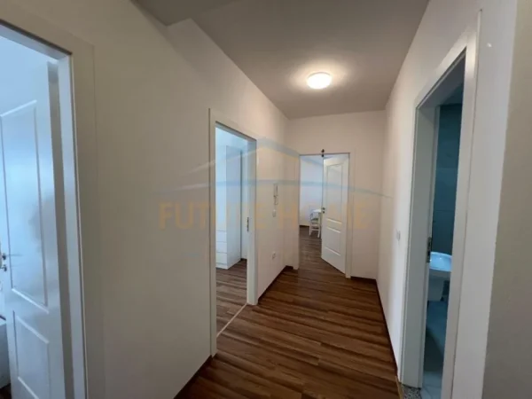 Tirane, jepet me qera 2+1 , 100 m² 500 € (Unaza e Re)