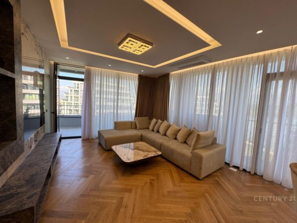 Tirane, jepet me qera apartament 1+1+Aneks+Ballkon Kati 12, 104 m² 1.500 € (Lake view)
