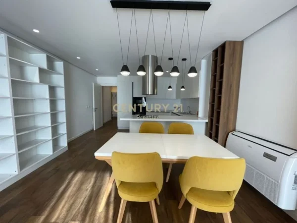 Tirane, jepet me qera apartament 3+1+Aneks+Ballkon Kati 9, 153 m² 2.500 € (Rruga e Elbasanit)