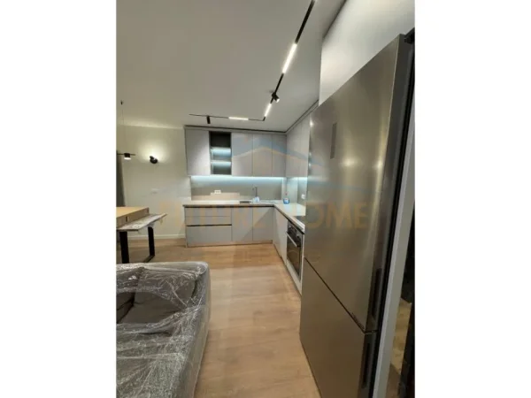 Tirane, shitet apartament 2+1+Ballkon Kati 3, 95 m² 155.000 € (SHKOZE TIRANA)