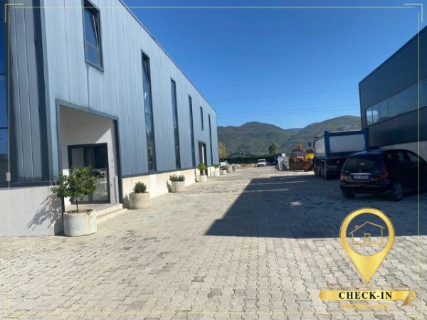 Lezhe, shitet ambjent biznesi Kati 0, 1.230 m² 1.500.000 € (Lezhe - Shenkoll)