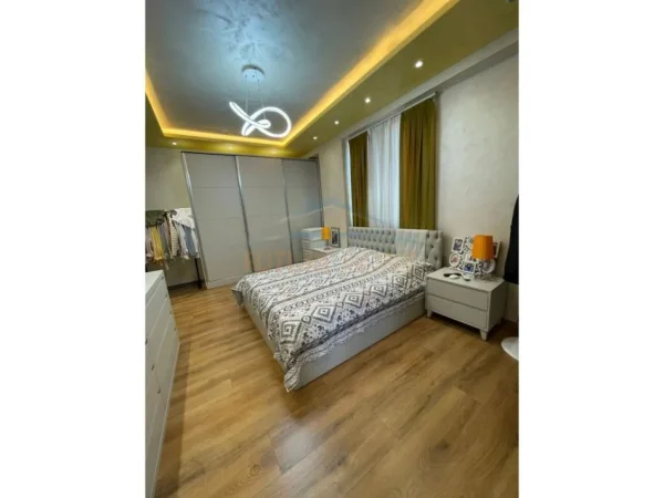 Tirane, shitet apartament 2+1 Kati 6, 105 m² 200.000 € (Garden Residence Turdiu, Fusha e Aviacionit, Tirane)