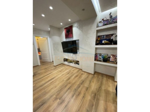Tirane, shitet apartament 2+1 Kati 6, 105 m² 200.000 € (Garden Residence Turdiu, Fusha e Aviacionit, Tirane)
