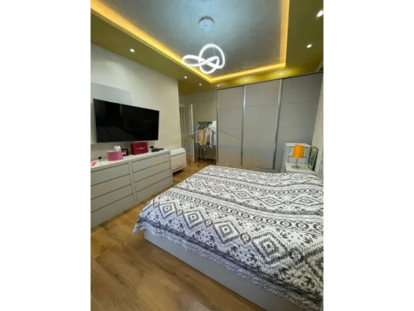 Tirane, shitet apartament 2+1 Kati 6, 105 m² 200.000 € (Garden Residence Turdiu, Fusha e Aviacionit, Tirane)