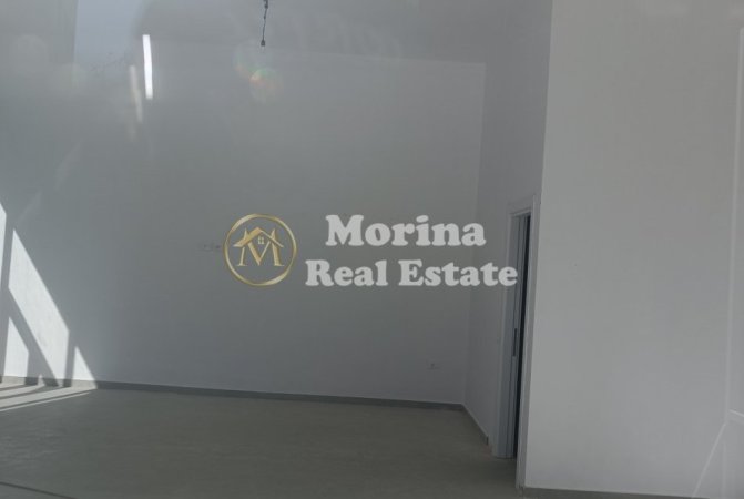Tirane, jepet me qera dyqan Kati 0, 70 m² 1.600 € (Farmacia 10)