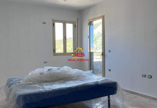 Vlore, shitet garsonier Kati 4, 44.000 Euro (Rruga Çamëria, Vlorë)
