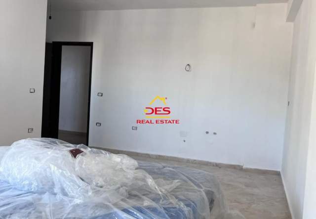 Vlore, shitet garsonier Kati 4, 44.000 Euro (Rruga Çamëria, Vlorë)