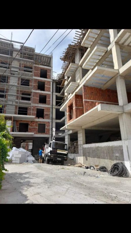 Tirane, shitet apartament 2+1+BLK Kati 2, 107 m² 102.000 Euro (Rruga e Dibres)