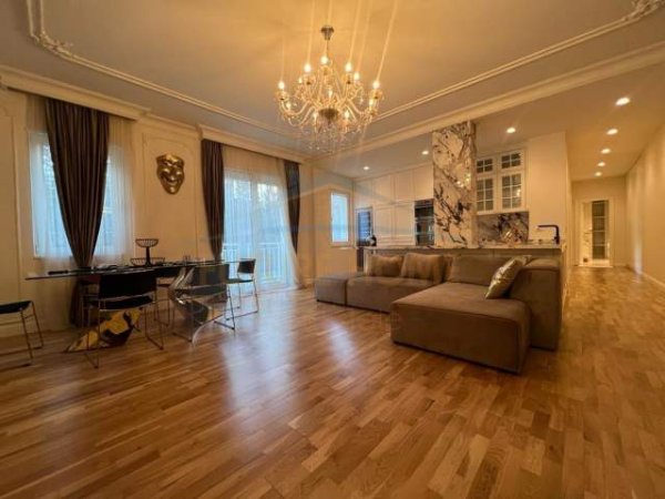 Tirane, shitet apartament 2+1 Kati 1, 127 m² 370.000 Euro