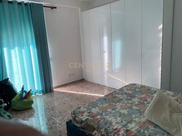Durres, shitet apartament 3+1+A+BLK Kati 3, 151 m² (tek Vollga)