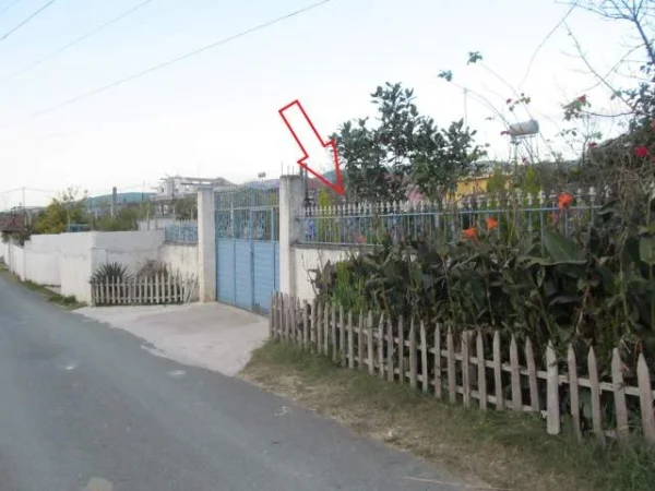 Fushe Kruje, Shiten Ullishte, Truall + Ndertese, Cmimi Fillestar 2,812,000 Lekë & Toke Are, Cmimi Fillestar 4,896,000 Lekë