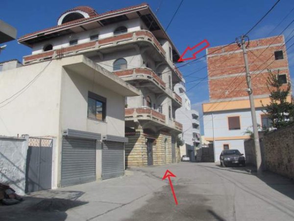 Durres, Shitet Ndertese 81 m², 6.500.000 Leke (“14 Nentori”)