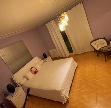 Tirane, jepet me qera apartament 3+1+BLK Kati 2, 230 m² 1.150 Euro (kodra e prifit)