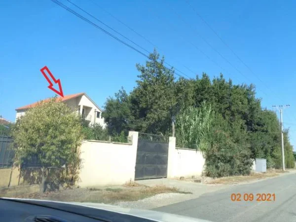 Durres, Sukth Shitet Truall 300 m² + Ndertese 167 m², siperfaqe totale 1.110 m², Cmimi Fillestar 2.531.200 Leke