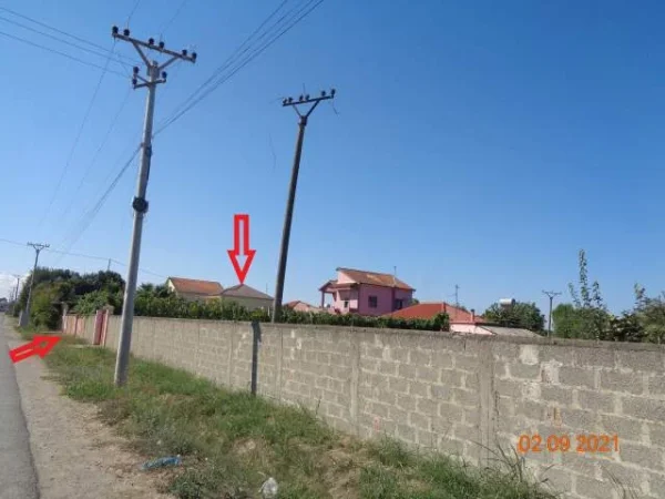 Durres, Sukth Shitet Truall 200 m² dhe Ndertese 83 m², Cmimi Fillestar 3.296.000 Leke