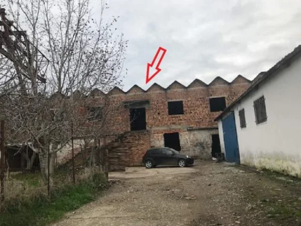 Durres, Xhafzotaj Shitet Truall 280 m² dhe Ndertese 195 m², Cmimi Fillestar 5.120.000 Leke