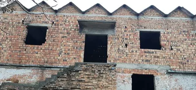 Durres, Xhafzotaj Shitet Truall 280 m² dhe Ndertese 195 m², Cmimi Fillestar 5.120.000 Leke