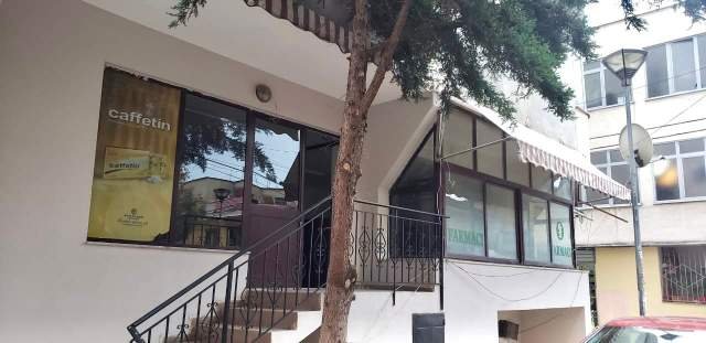 Tirane, jepet me qera ambjent biznesi Kati 1, 80 m² 330 Euro (Rr. Ylbere Bylykbashi (Pas Mondialit))