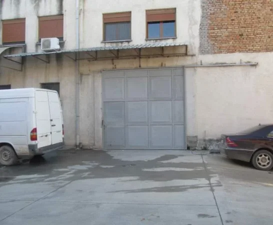 Vlore, Shitet Ambjent Biznesi (Truall 525 m² + 2 Njesi 525 m² & 375 m²), Cmimi Fillestar 42,142,080 Leke (Lagja “Kushtrimi”)