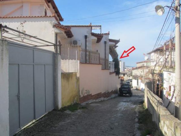 Vlore, Shitet Truall 200 m² dhe Ndertese 100 m², 19.200.000 Leke (Lagja “15-Tetori”)