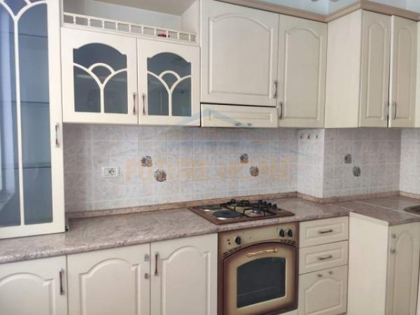 Durres, ofert 2+1+BLK Kati 9, 120 m² 500 Euro (Vollga,Durres)