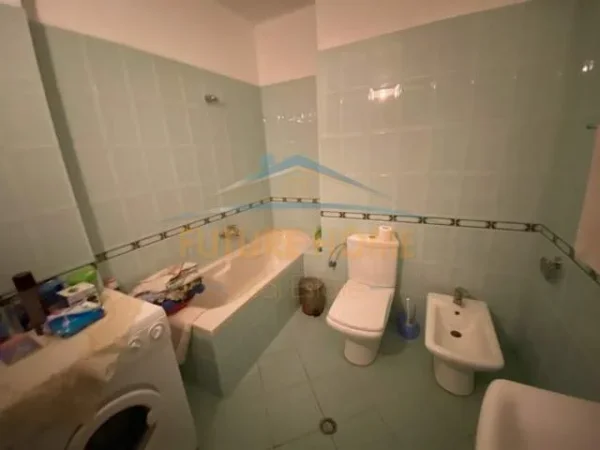 Durres, jepet me qera apartament 3+1+A+BLK Kati 9, 120 m² 450 Euro (Vollga, Durrës)