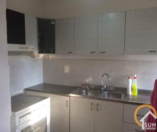 Shkoder, jepet me qera apartament 1+1+BLK Kati 3, 60 m² 130 Euro (RUS, SHKODER)