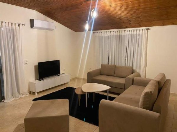 Tirane, jepet me qera apartament 2+1+BLK Kati 3, 110 m² 50.000 Leke (Selite)