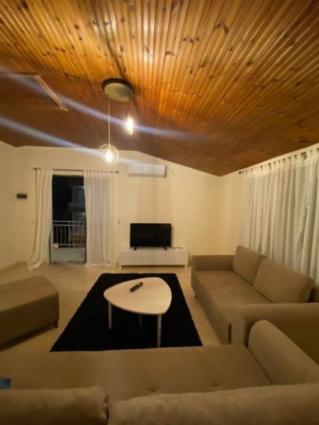 Tirane, jepet me qera apartament 2+1+BLK Kati 3, 110 m² 50.000 Leke (Selite)
