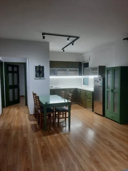 Tirane, jepet me qera apartament 2+1+Ballkon Kati 5, 100 m² 500 € (Astir, Aleksandri i Madh)