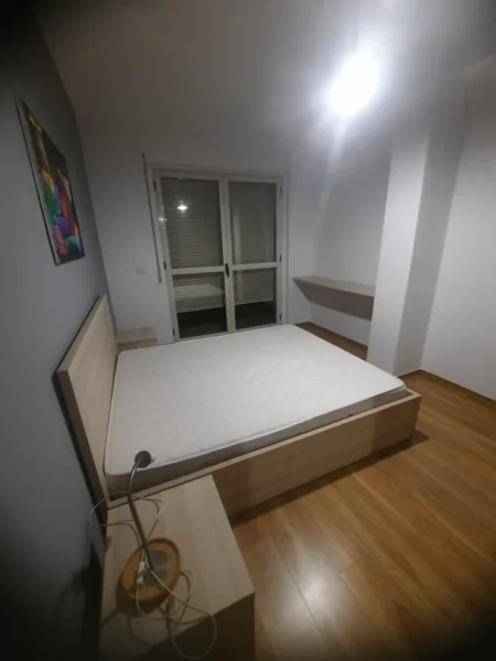 Tirane, jepet me qera apartament 2+1+Ballkon Kati 5, 100 m² 500 € (Astir, Aleksandri i Madh)
