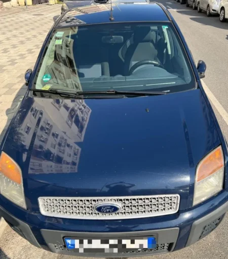 Tirane, shes makine Ford Fusion Nafte, blu manuale Kondicioner 186 km 2.800 €