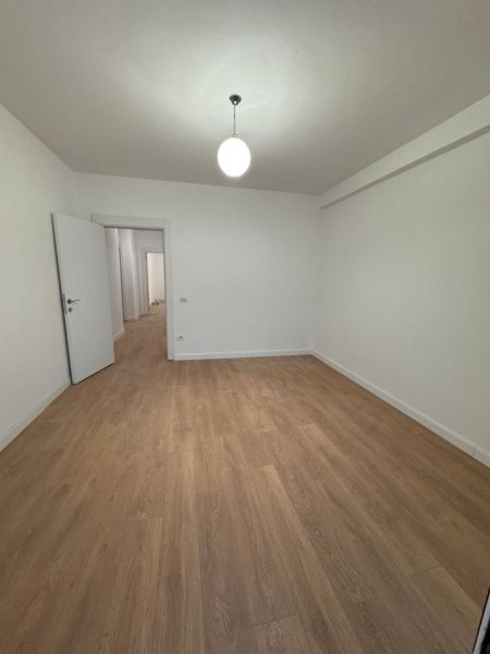 Durres, shitet apartament 3+1+2 +2 BALLKONE Kati 5, 130 m² 100.000 € (DURRES LAGJA 17!)