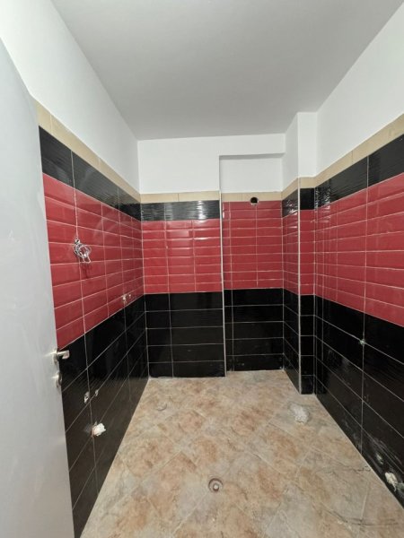 Durres, shitet apartament 3+1+2 +2 BALLKONE Kati 5, 130 m² 100.000 € (DURRES LAGJA 17!)