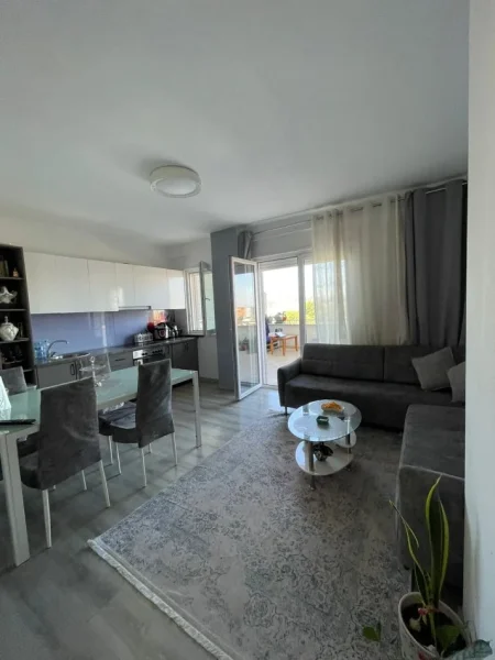 Tirane, shitet apartament 2+1+Aneks+Ballkon Kati 6, 149 m² 155.000 € (Astir)
