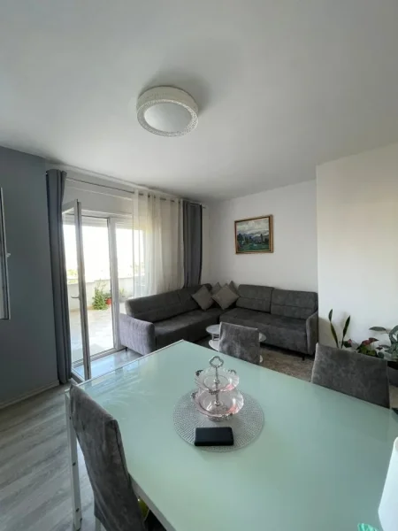 Tirane, shitet apartament 2+1+Aneks+Ballkon Kati 6, 149 m² 155.000 € (Astir)