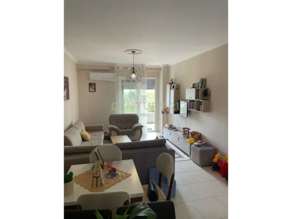 Tirane, shes apartament 2+1+Aneks+Ballkon Kati 2, 115 m² 172.000 € (Kinostudio)