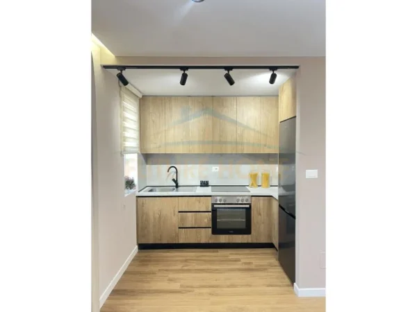 Tirane, shitet apartament 2+1 Kati 5, 75 m² 158.000 € (Rruga Mine Peza)