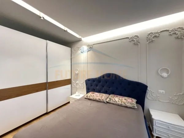 Gjiri Lalezit | Hamallaj, shes apartament 2+1 Kati 1, 100 m² 320.000 € (gjiri lalzit)
