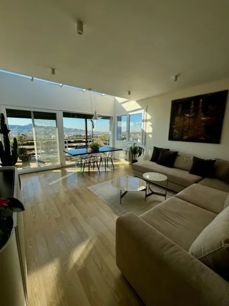 Tirane, shitet apartament 2+1+Ballkon Kati 2, 130 m²  (Long Hill Residence, prane TEG)