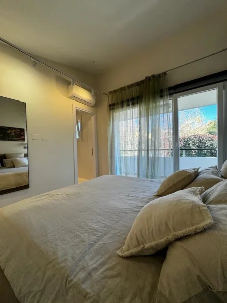 Tirane, shitet apartament 2+1+Ballkon Kati 2, 130 m²  (Long Hill Residence, prane TEG)