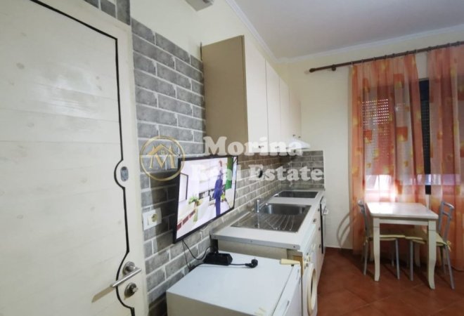 Tirane, jepet me qera garsonier Kati 1, 38 m² 380 € (Rruga Gjon Mili)