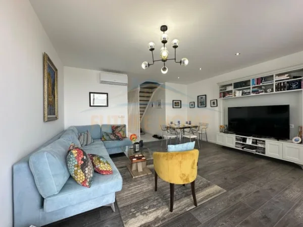 Durres, shitet apartament duplex Dublex Kati 1, 136 m² 544.000 € (Prive Kepi i Rodonit)