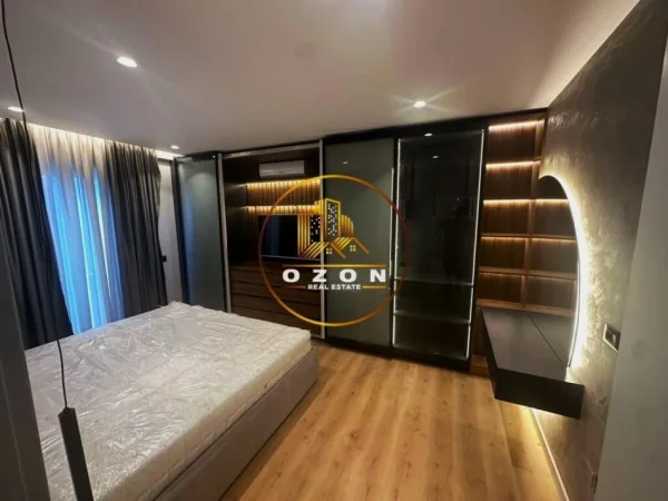 Super Apartament 2+1+2 me Post Parkimi për Shitje tek Liqeni i Thatë!
