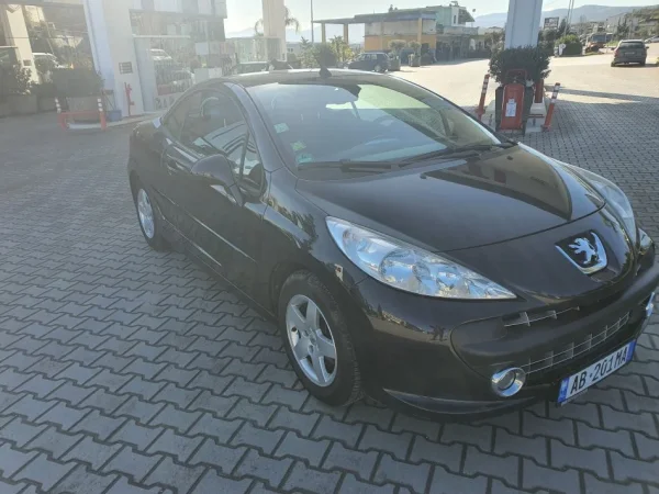 Peugeot 207 CC 1.6 Automat  Klima 119.000 km 3300 leke