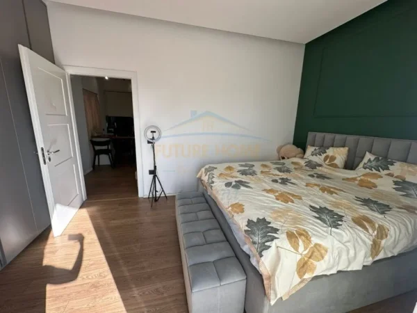 Tirane, shes 1+1 Kati 3, 70 m² 120.000 € (besa)